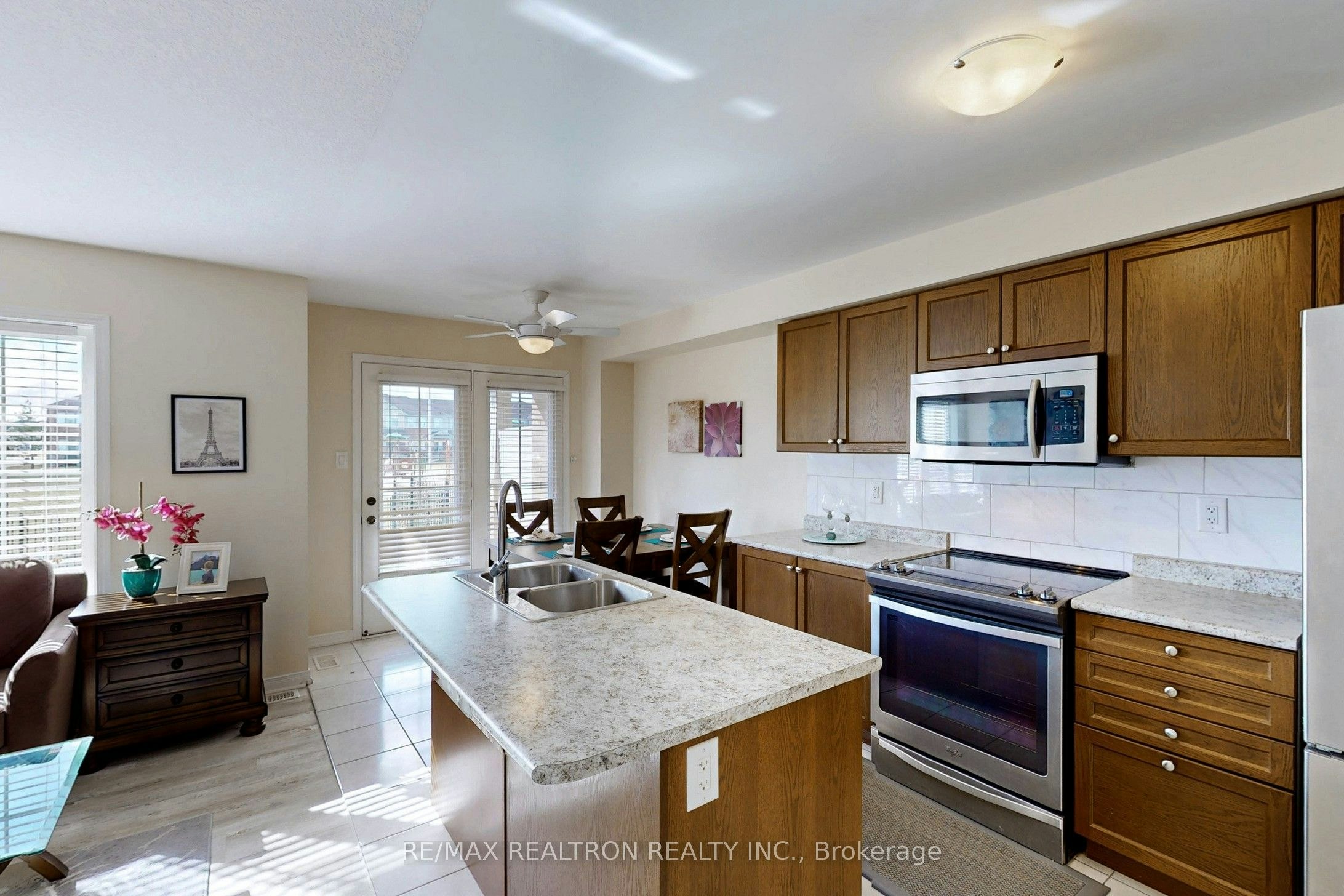 8472 Hickory Lane, Niagara Falls, ON, L2H 0L3 - 16