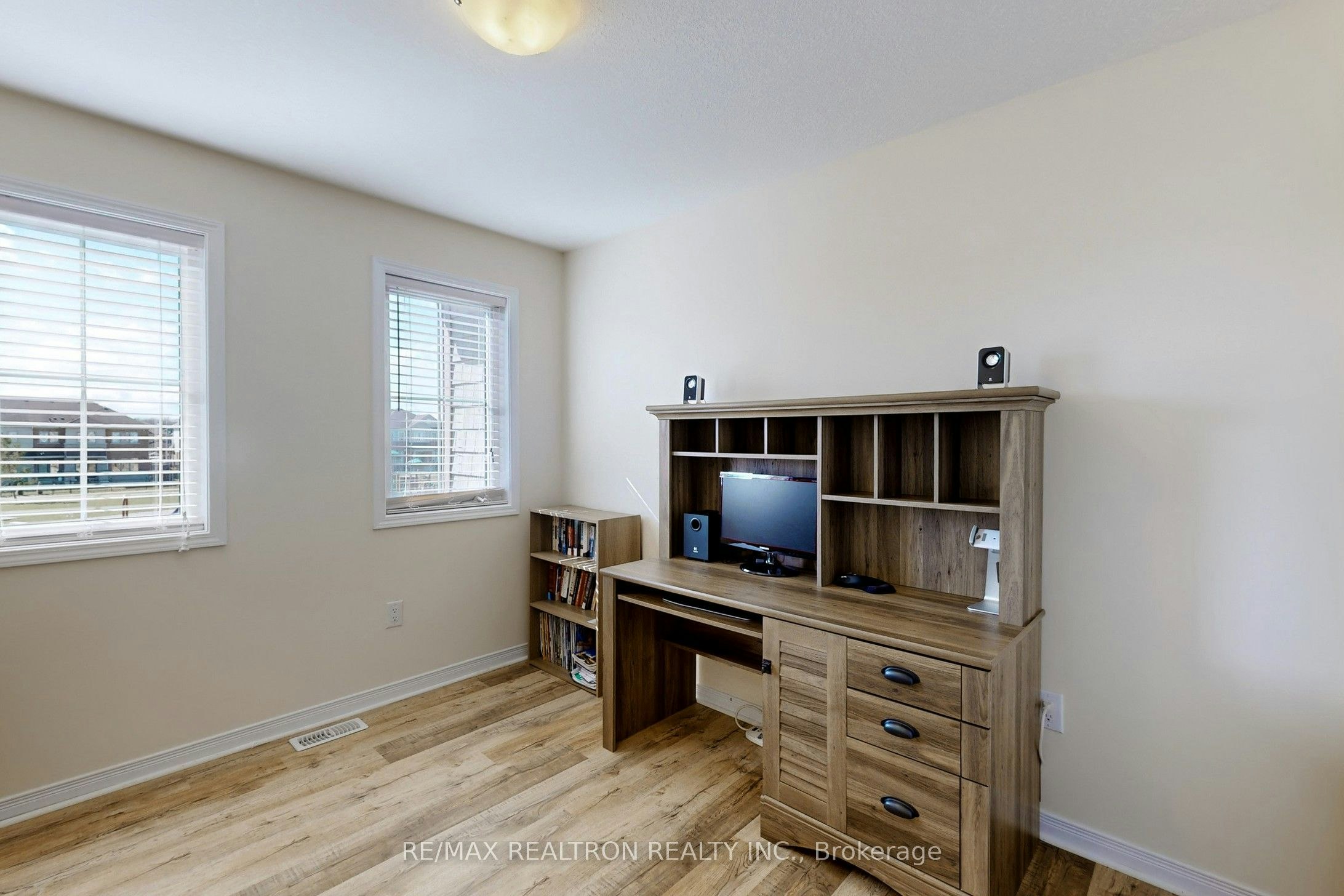 8472 Hickory Lane, Niagara Falls, ON, L2H 0L3 - 28