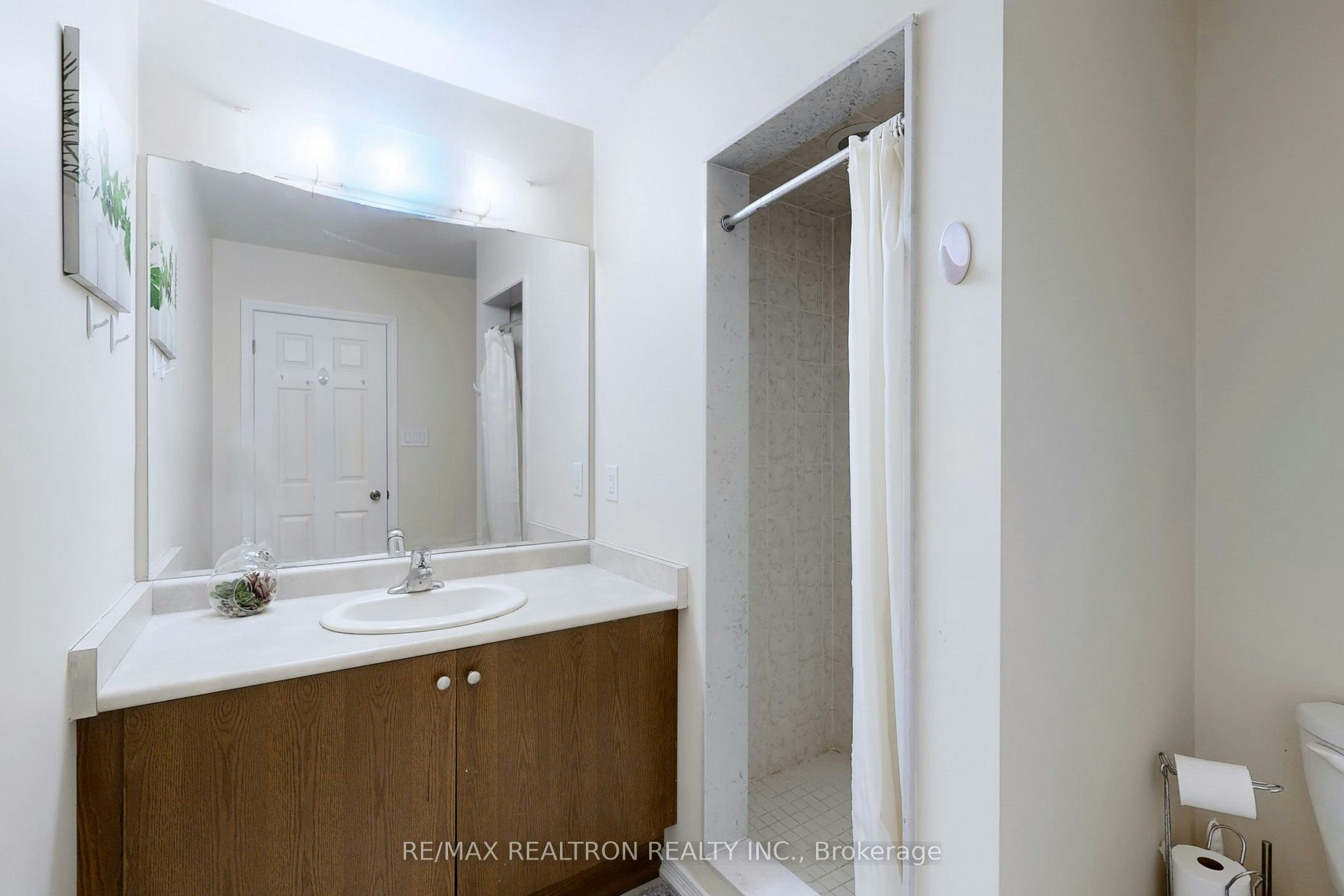 8472 Hickory Lane, Niagara Falls, ON, L2H 0L3 - 23