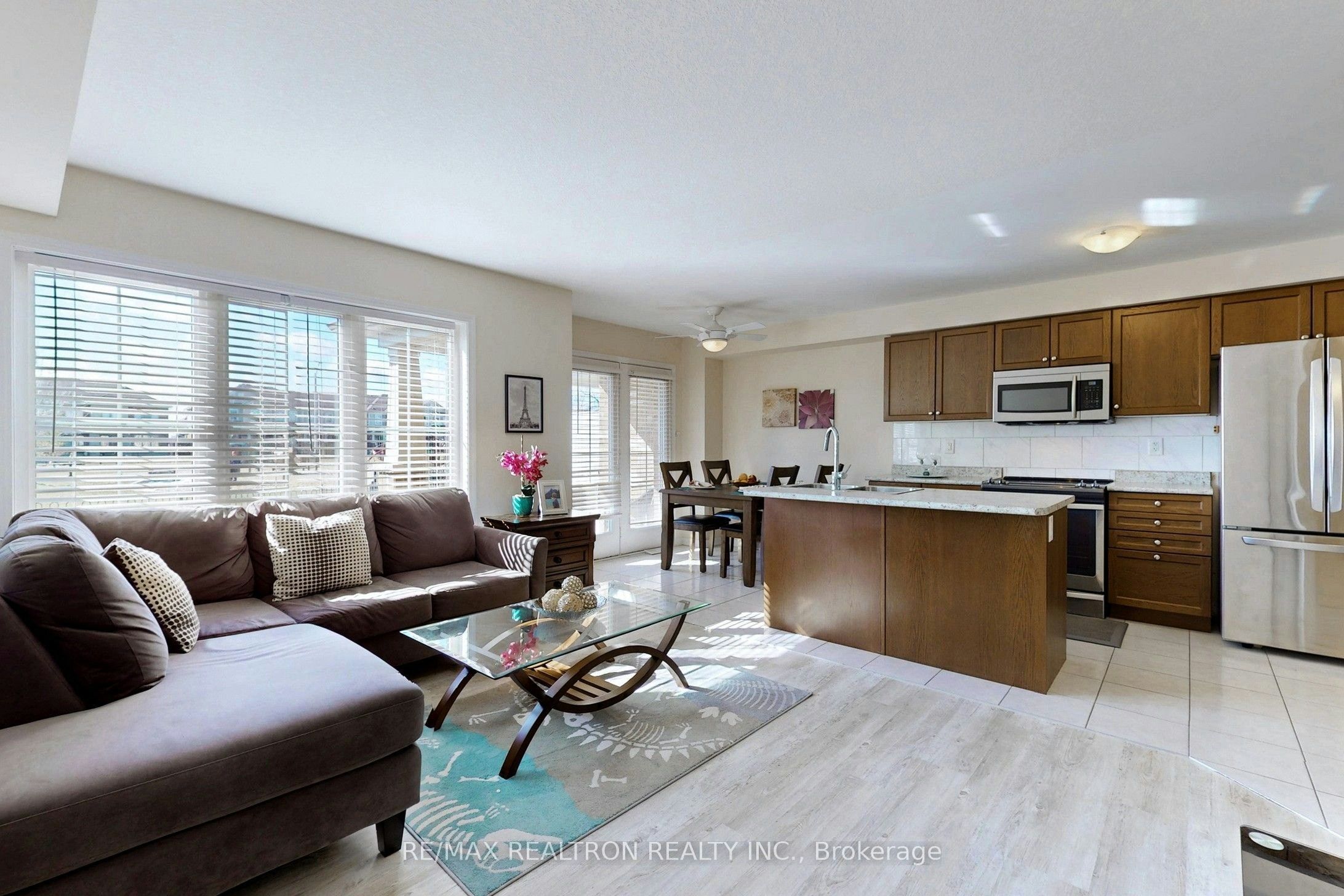 8472 Hickory Lane, Niagara Falls, ON, L2H 0L3 - 8