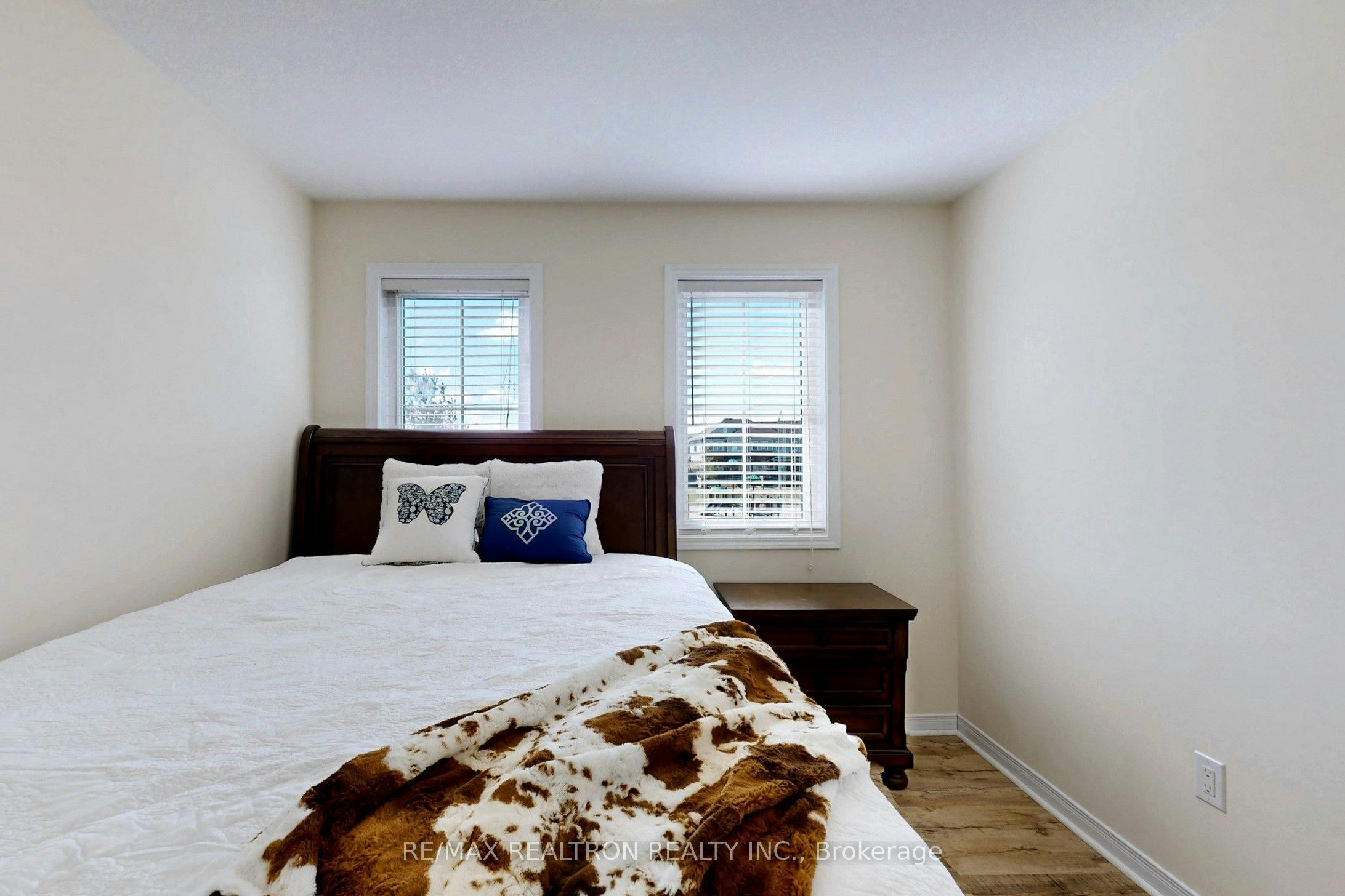8472 Hickory Lane, Niagara Falls, ON, L2H 0L3 - 26