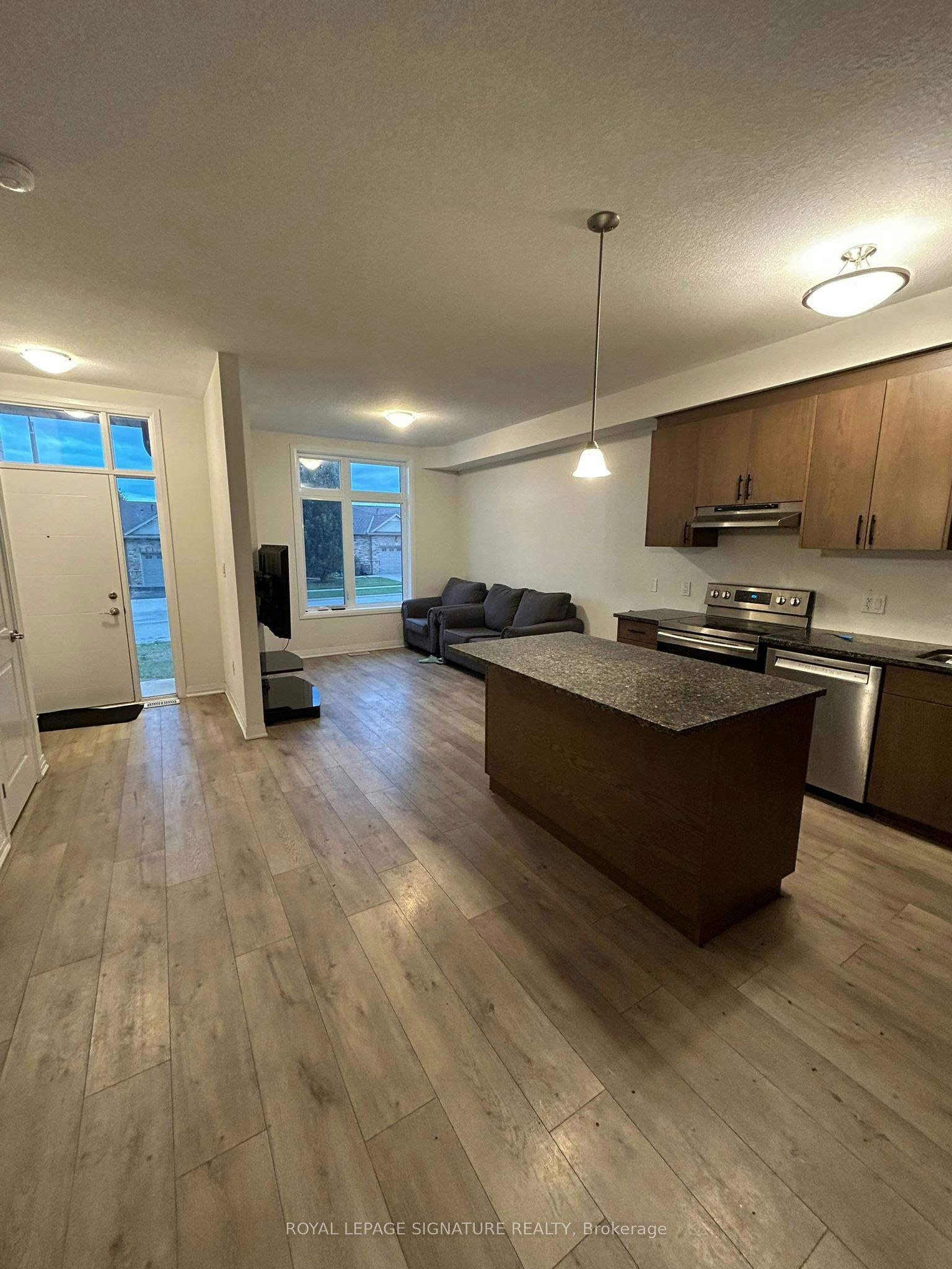 135-25 Isherwood Avenue, Cambridge, ON, N1R 0E2 - 4
