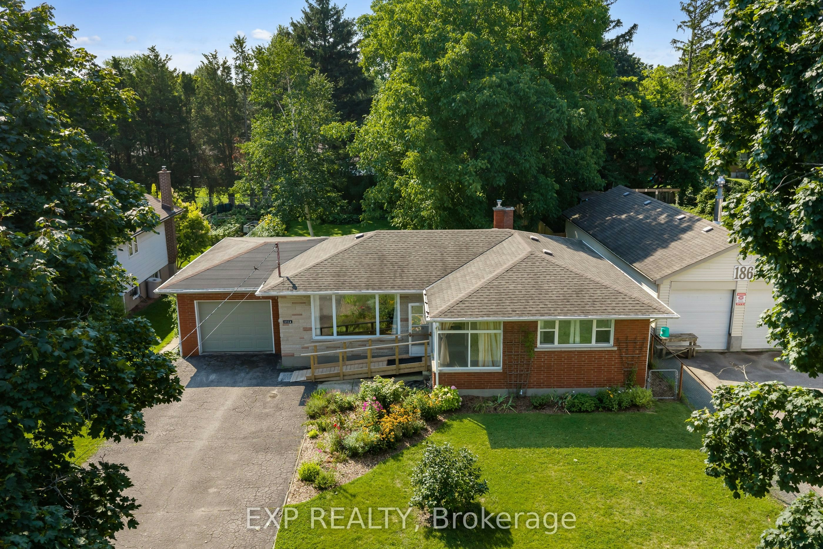 186A Lakeshore Road, St. Catharines, ON, L2N 2V3
