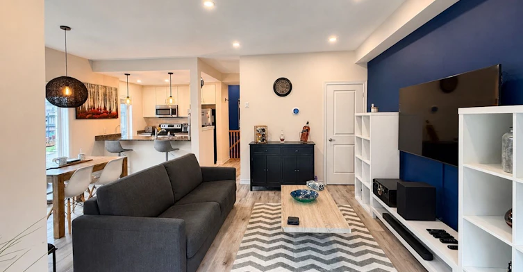 44 Southshore Crescent, Hamilton, ON, L8E 0J3 - 4