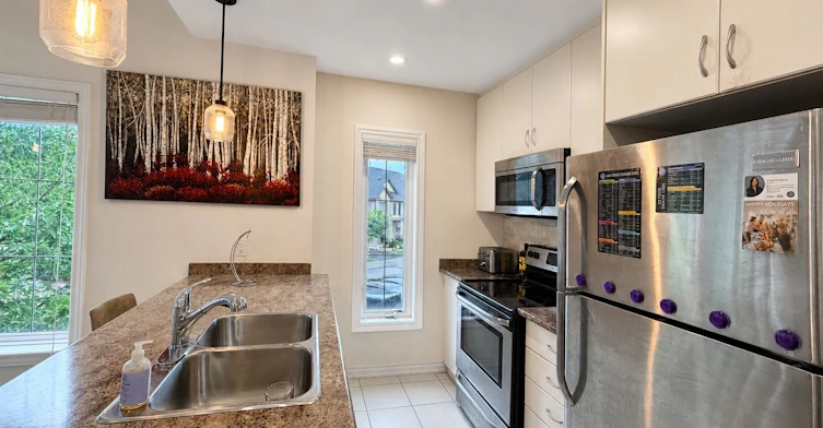 44 Southshore Crescent, Hamilton, ON, L8E 0J3 - 7