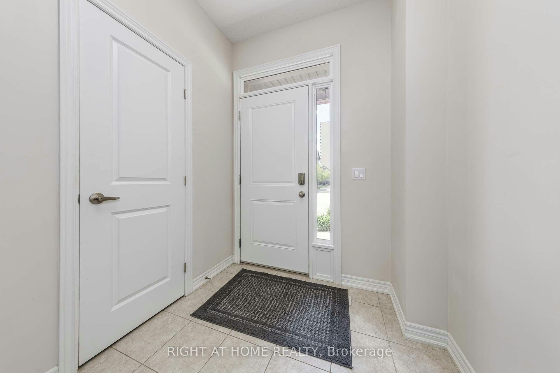 71 Southshore Crescent, Hamilton, ON, L8E 0J3 - 3
