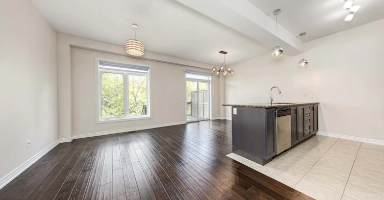 71 Southshore Crescent, Hamilton, ON, L8E 0J3 - 7