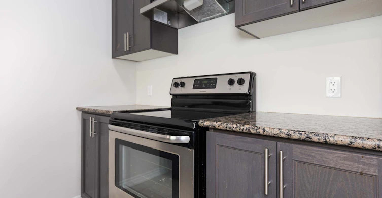 71 Southshore Crescent, Hamilton, ON, L8E 0J3 - 11