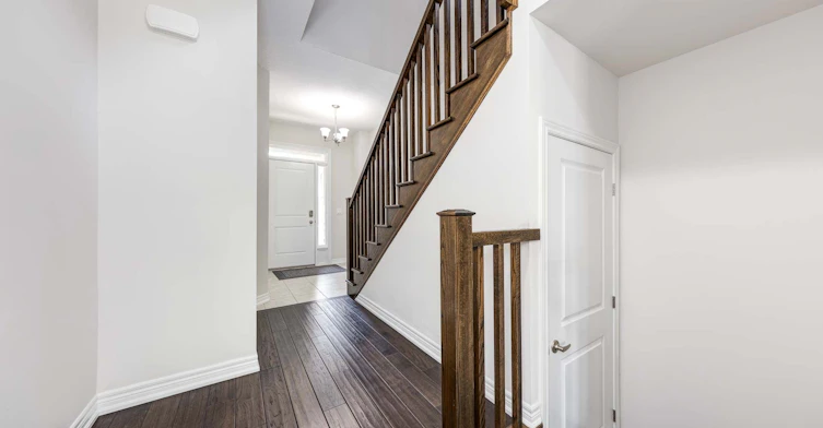 71 Southshore Crescent, Hamilton, ON, L8E 0J3 - 4