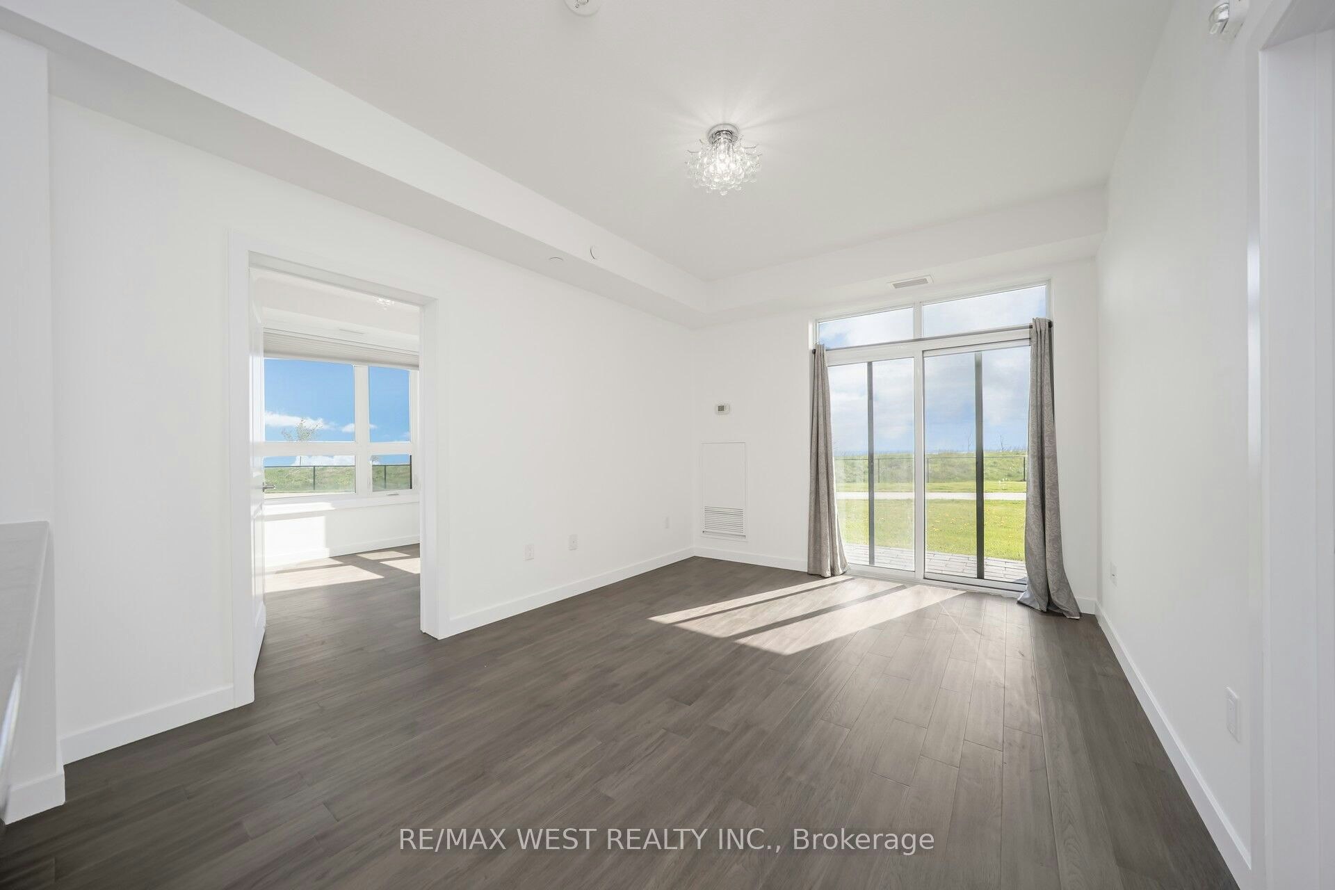 131-101 Shoreview Place, Hamilton, ON, L8E 0K2 - 26