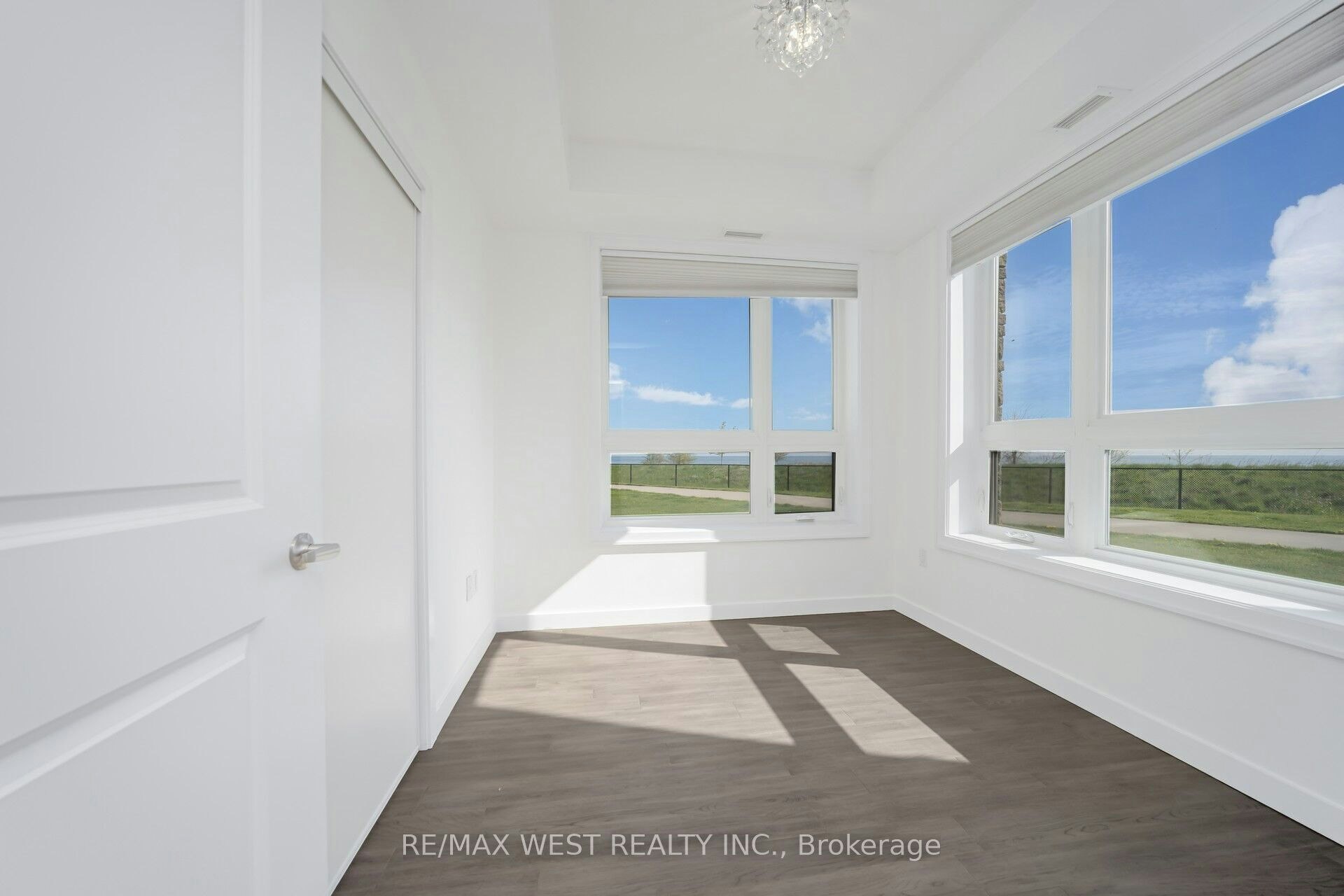 131-101 Shoreview Place, Hamilton, ON, L8E 0K2 - 30