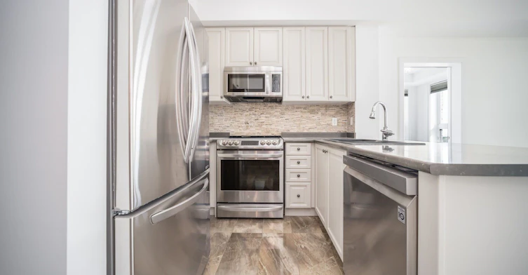 131-101 Shoreview Place, Hamilton, ON, L8E 0K2 - 24