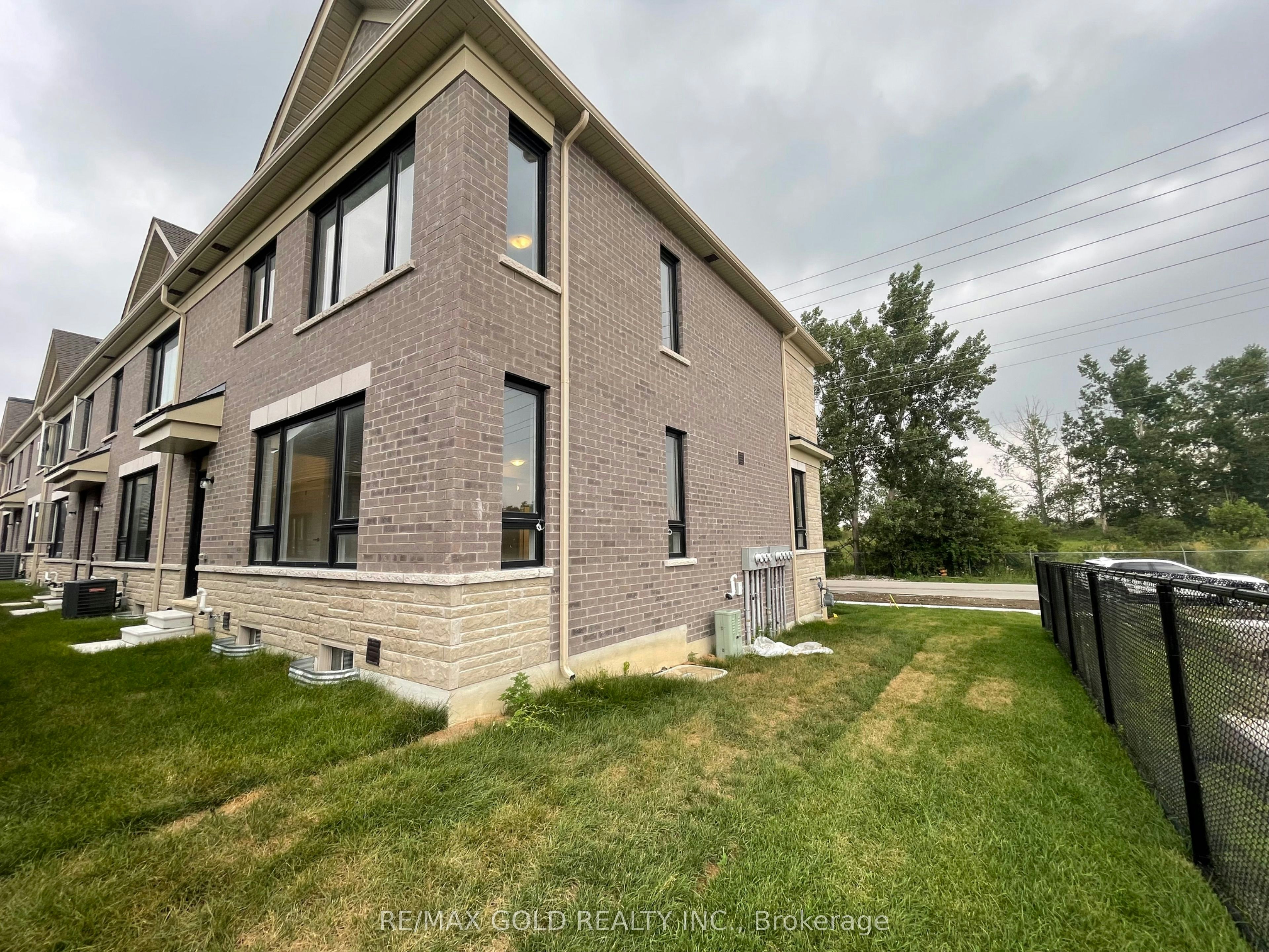 275 Lindsay Street N, Kawartha Lakes, ON, K9V 0T4 - 4