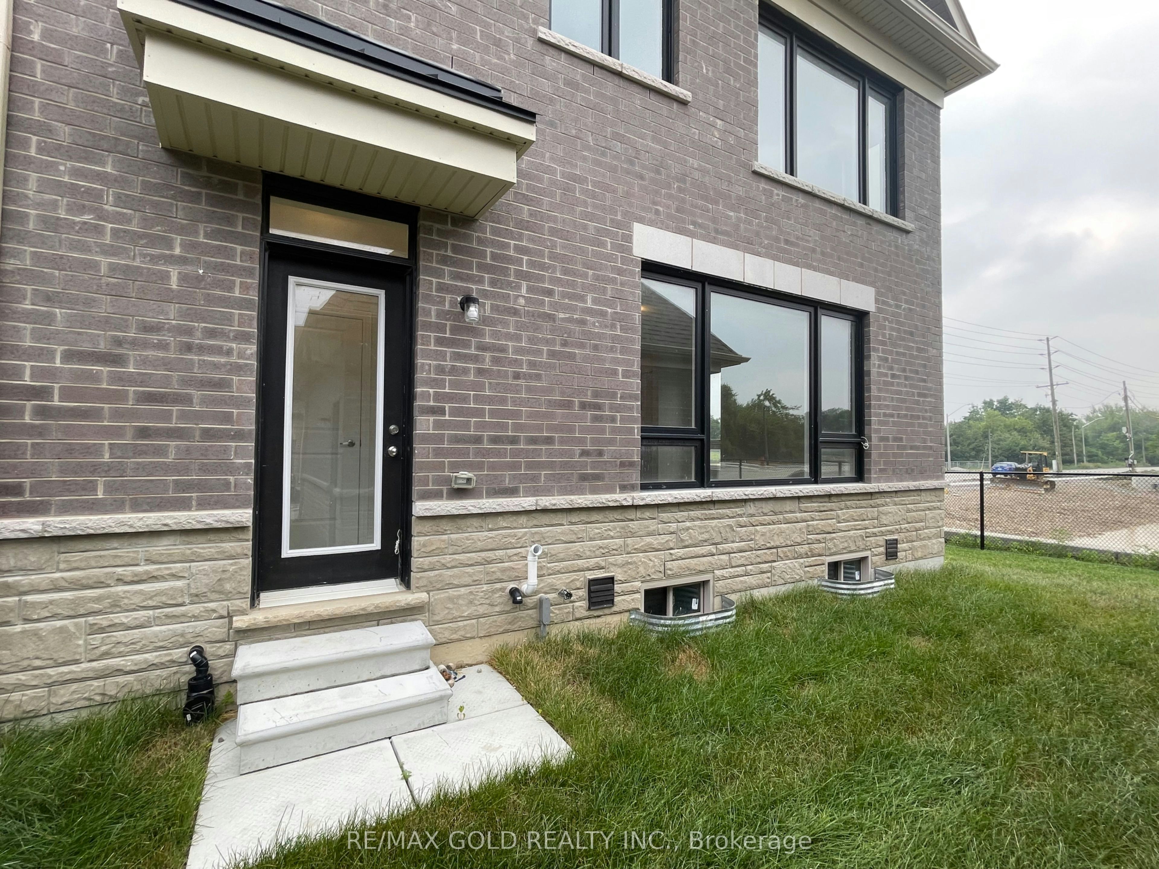 275 Lindsay Street N, Kawartha Lakes, ON, K9V 0T4 - 7