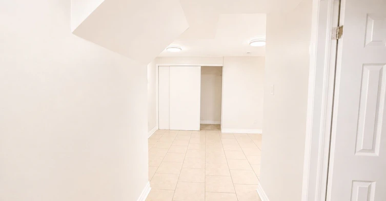 Lower-67 Brentwood Drive, Hamilton, ON, L8T 3W2 - 8