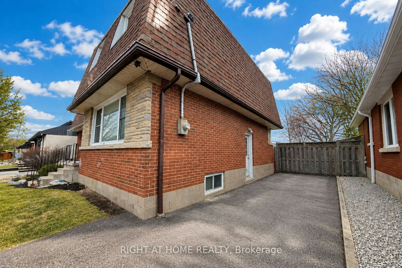 Lower-67 Brentwood Drive, Hamilton, ON, L8T 3W2 - 5