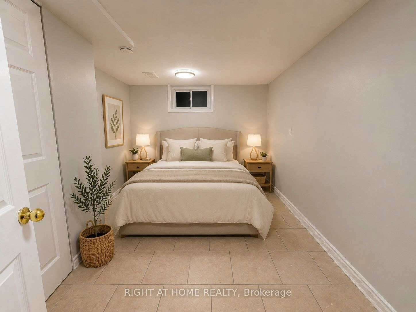 Lower-67 Brentwood Drive, Hamilton, ON, L8T 3W2 - 2