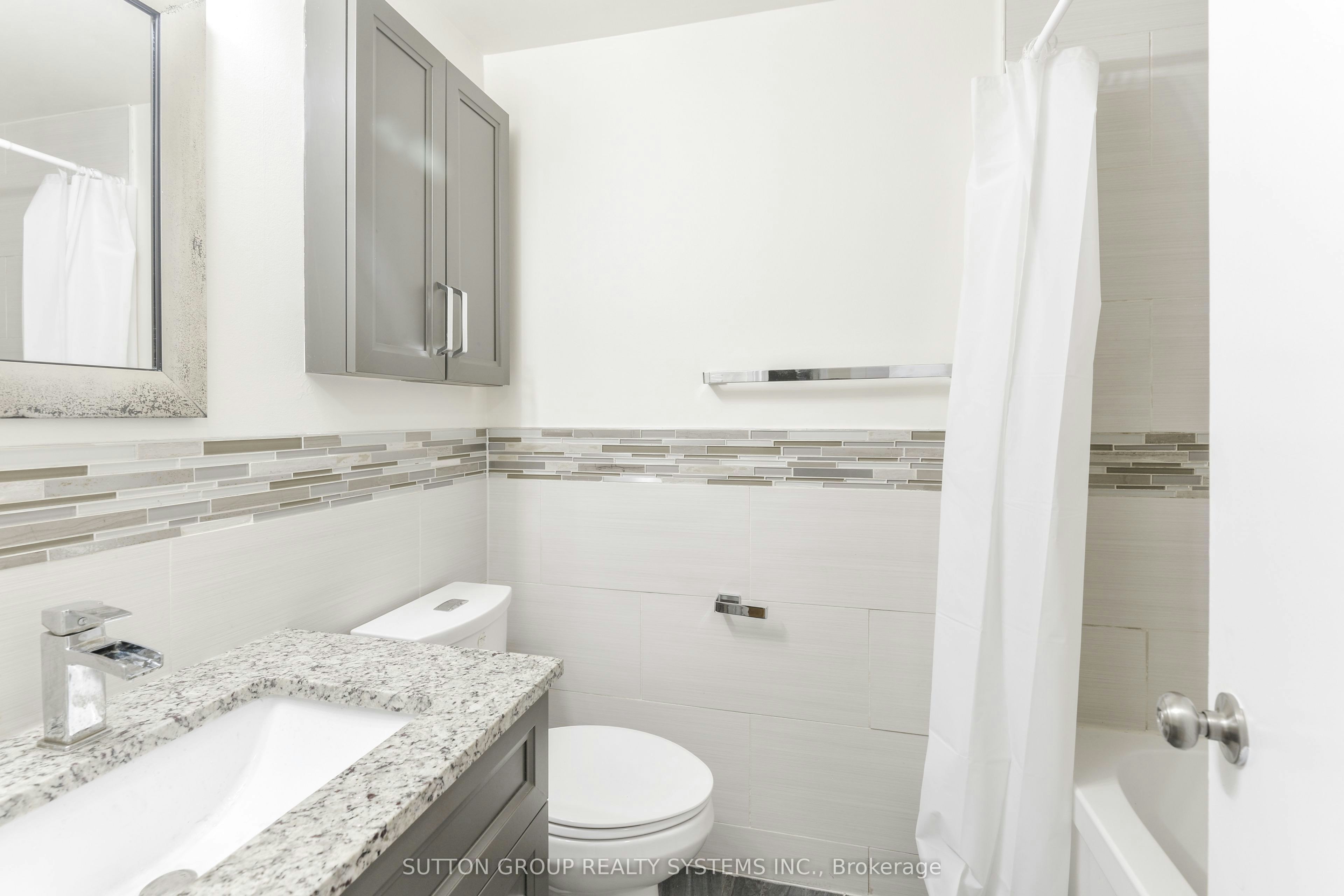 Upper-36 Enfield Drive, Cambridge, ON, N1P 1A5 - 7