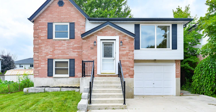 Upper-36 Enfield Drive, Cambridge, ON, N1P 1A5