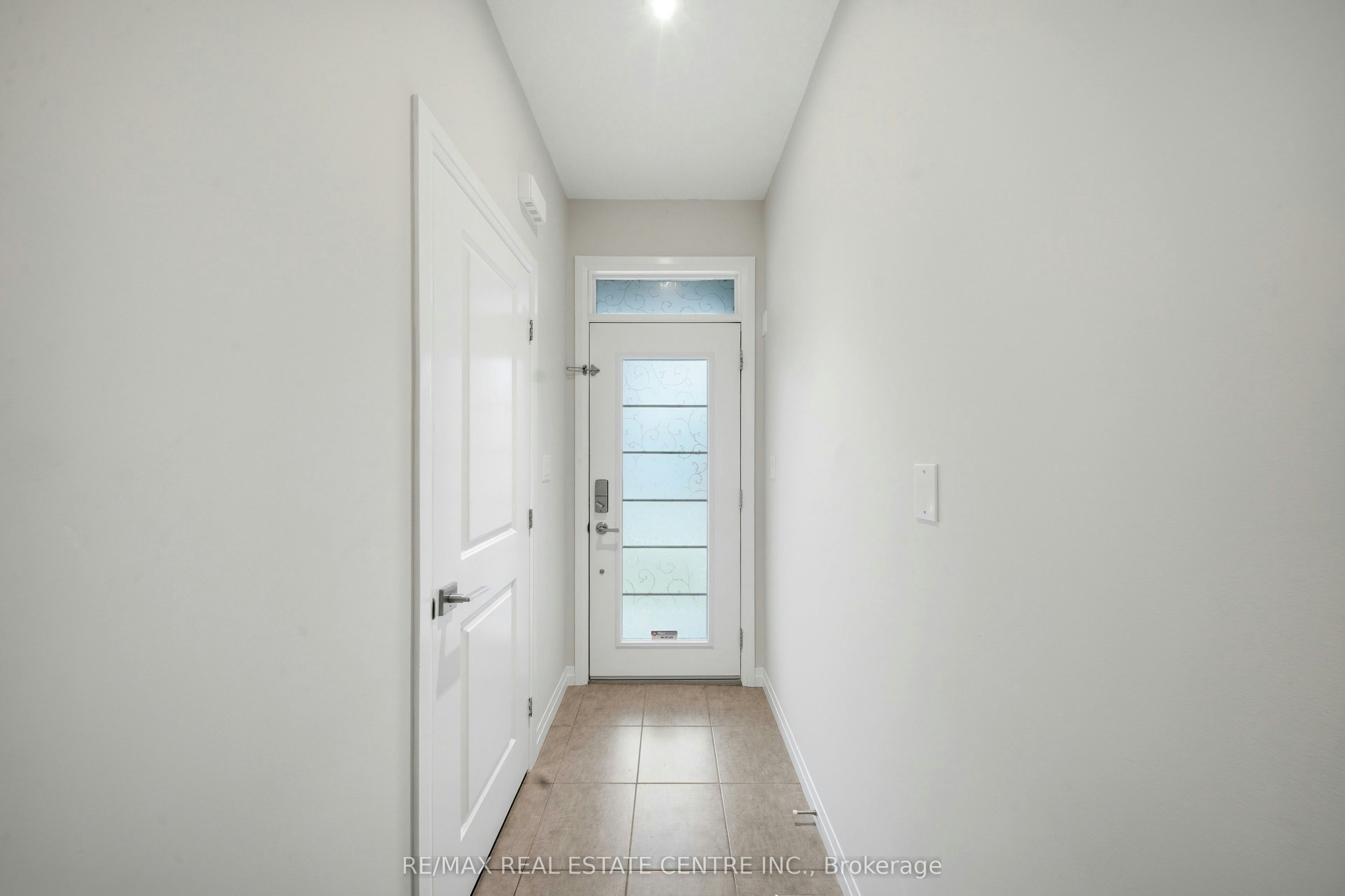 37-30 Times Square Boulevard, Hamilton, ON, L8J 0M1 - 5