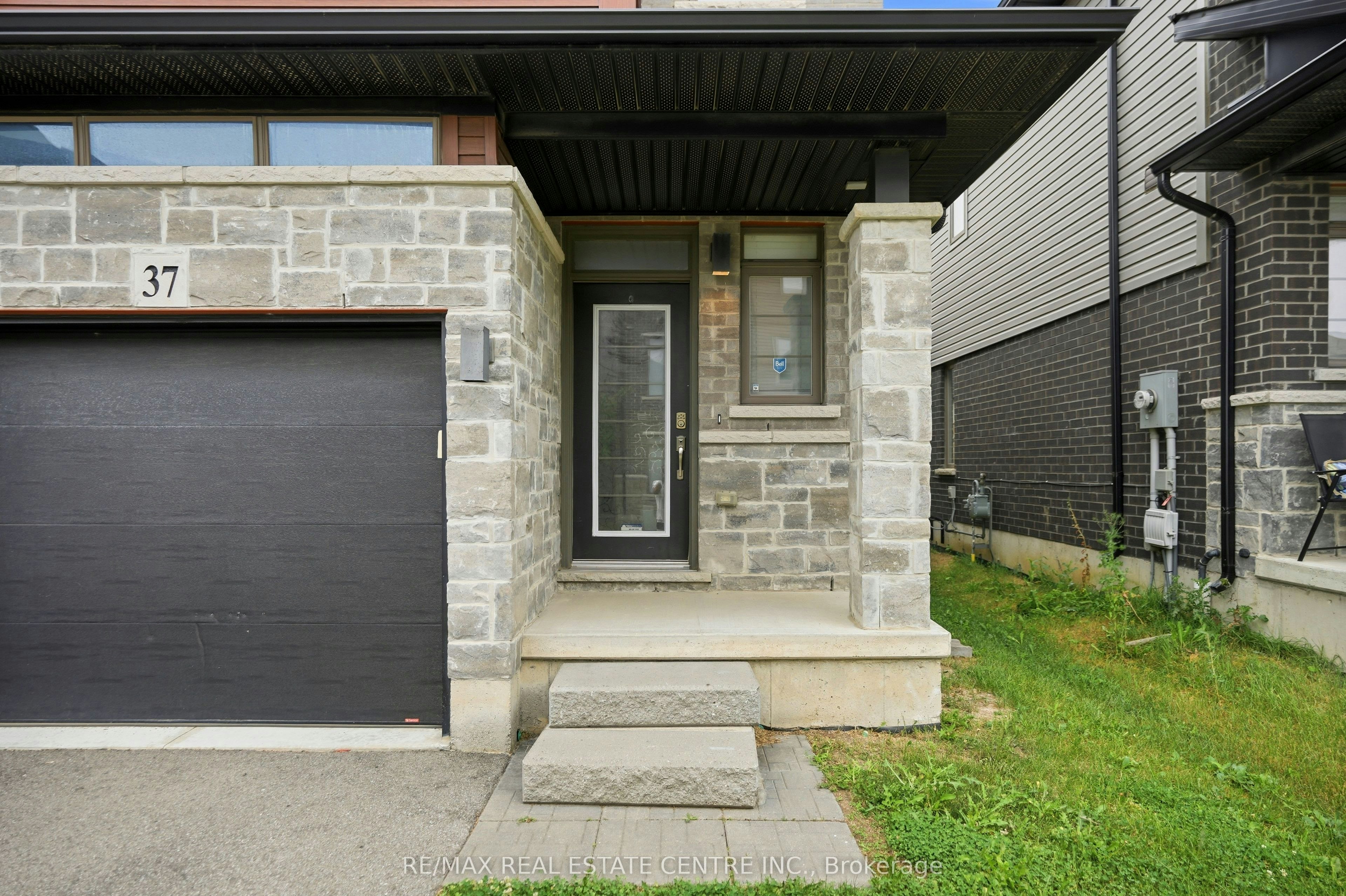 37-30 Times Square Boulevard, Hamilton, ON, L8J 0M1 - 4