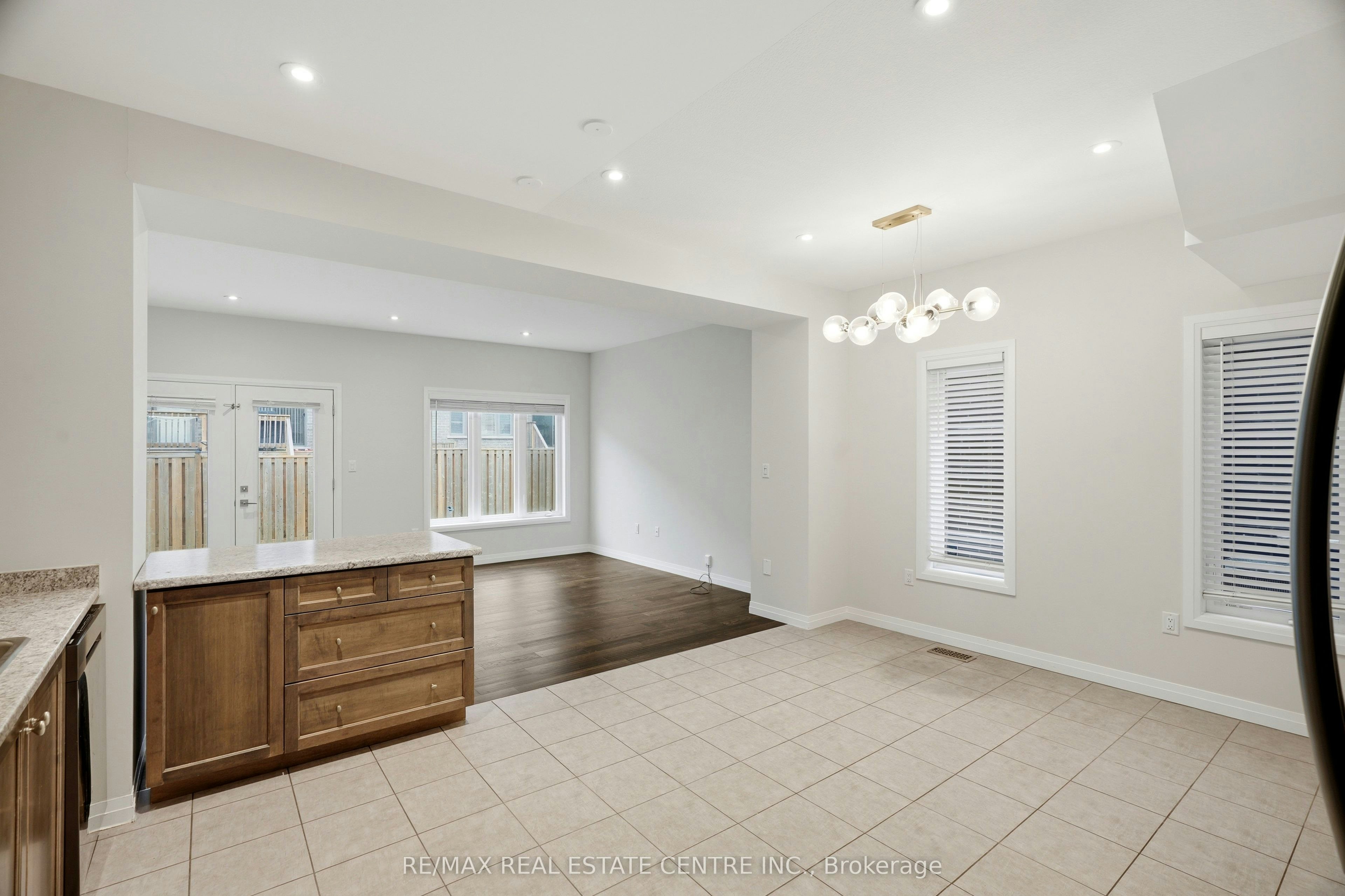 37-30 Times Square Boulevard, Hamilton, ON, L8J 0M1 - 12