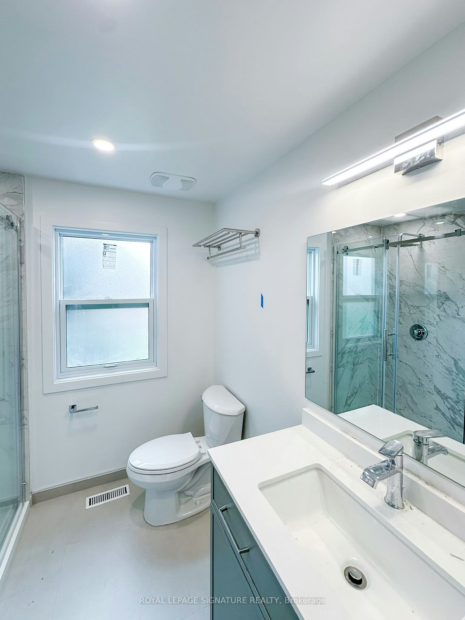 A122-27 Millen Avenue, Hamilton, ON, L9A 2T5 - 8
