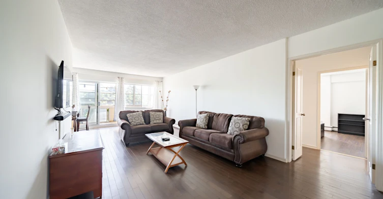 404-45 Westmount Road N, Waterloo, ON, N2L 2R3 - 2