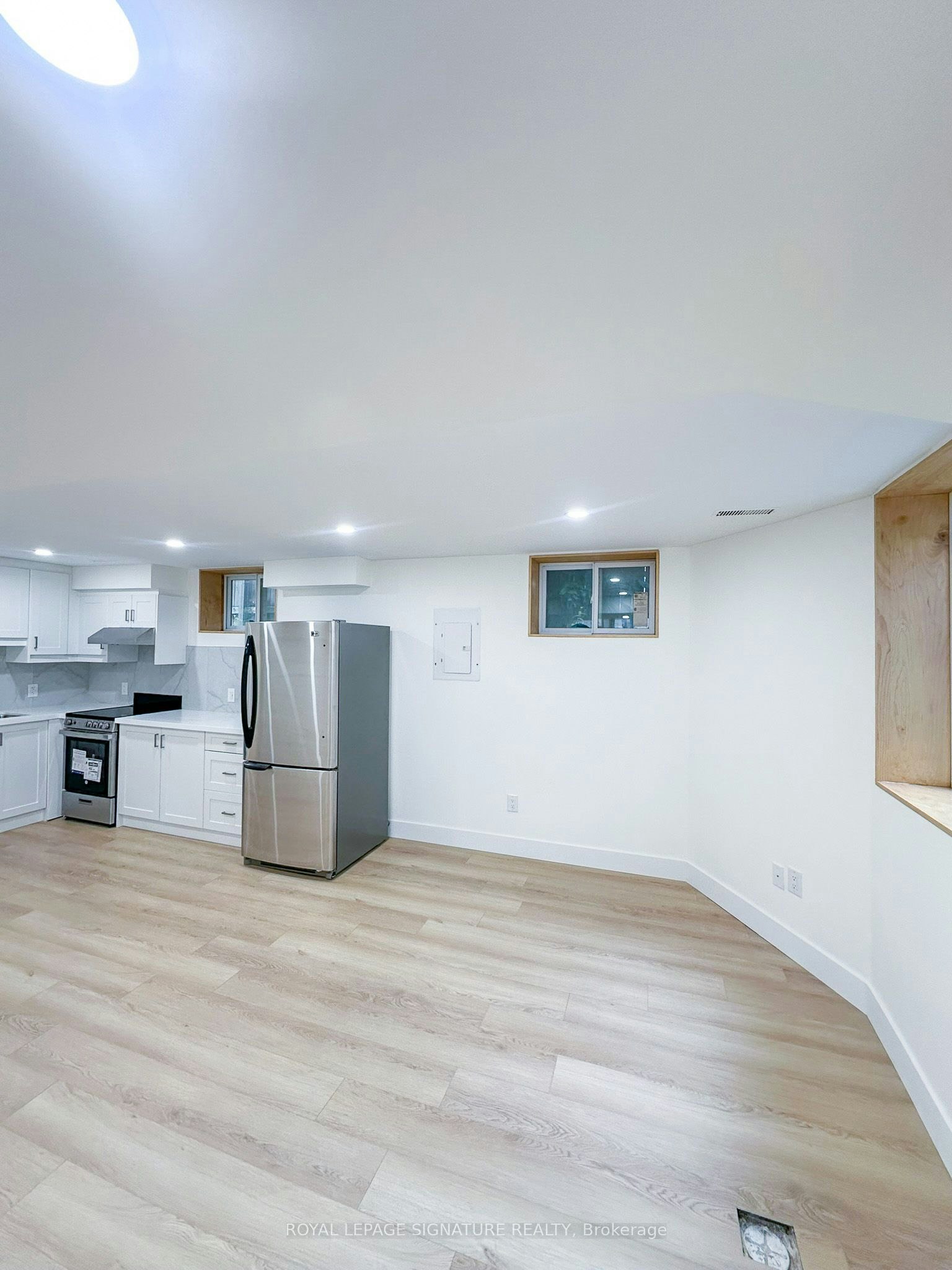 A102-27 Millen Avenue, Hamilton, ON, L9A 2T5 - 8