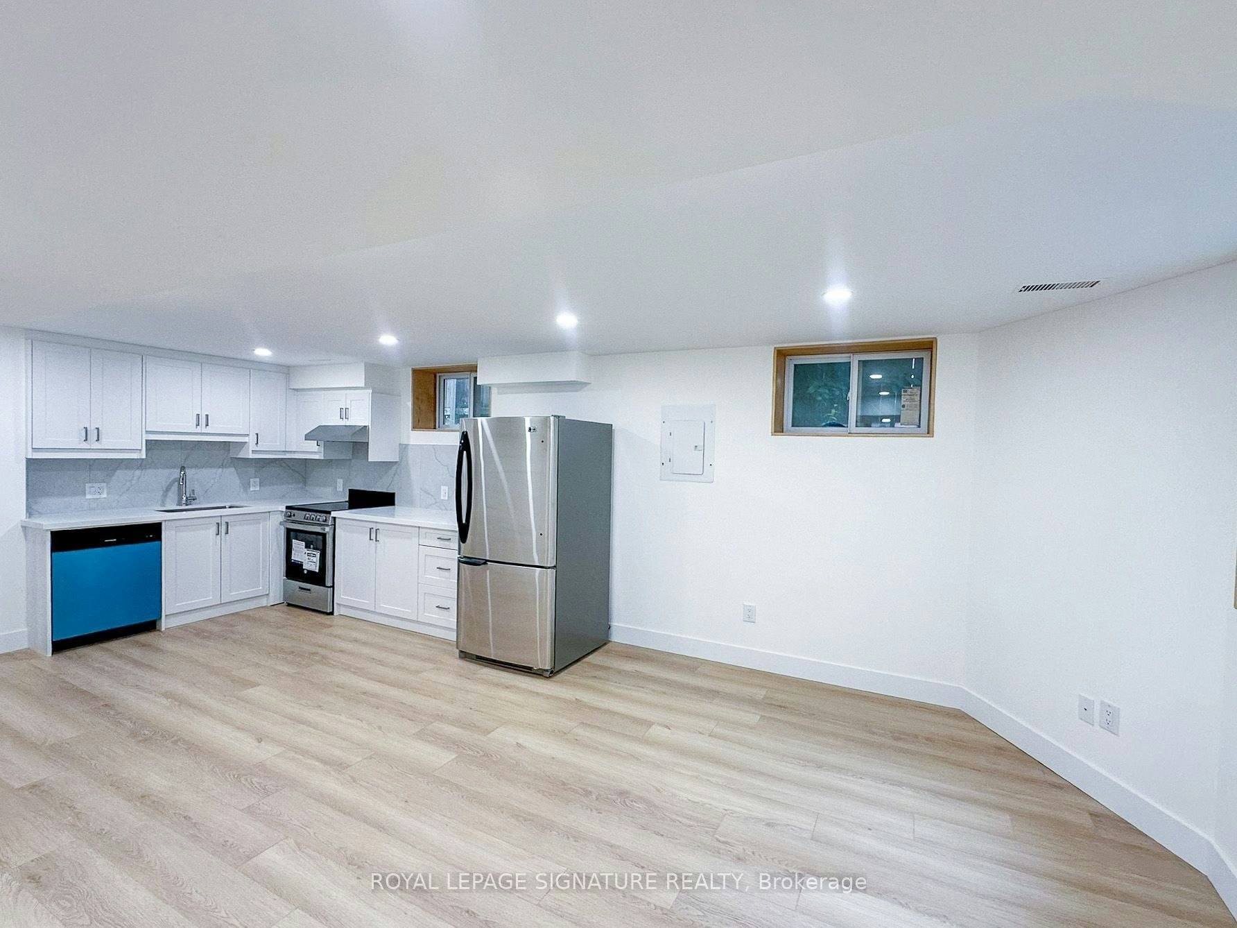 A102-27 Millen Avenue, Hamilton, ON, L9A 2T5 - 9