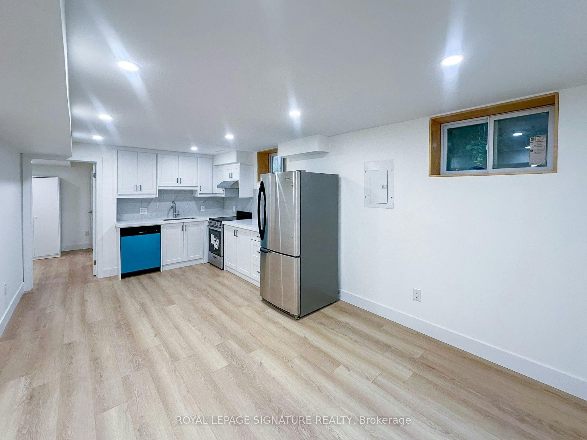 A102-27 Millen Avenue, Hamilton, ON, L9A 2T5 - 11