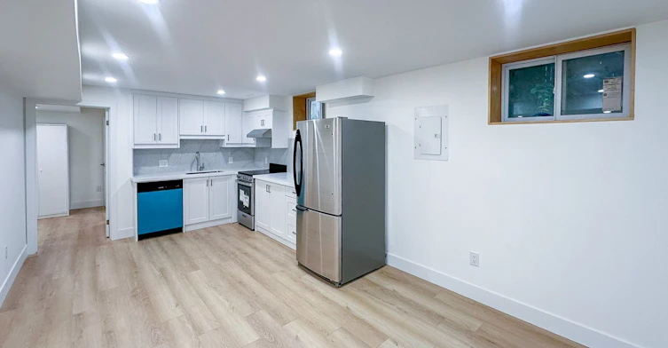 A102-27 Millen Avenue, Hamilton, ON, L9A 2T5 - 11