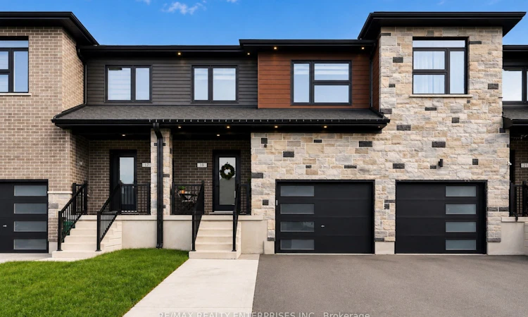 19 Faith Street N