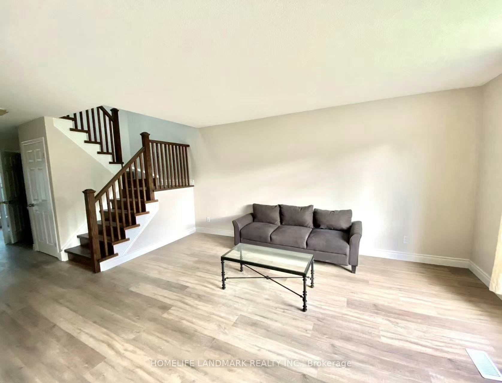 688 Karlsfeld Road, Waterloo, ON, N2T 2V3 - 4