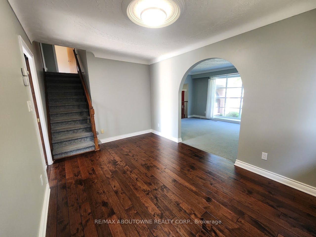 64 Adel Drive, St. Catharines, ON, L2M 7E6 - 7