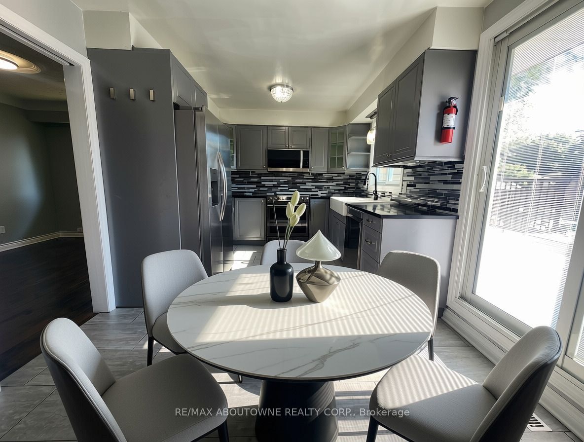 64 Adel Drive, St. Catharines, ON, L2M 7E6 - 10