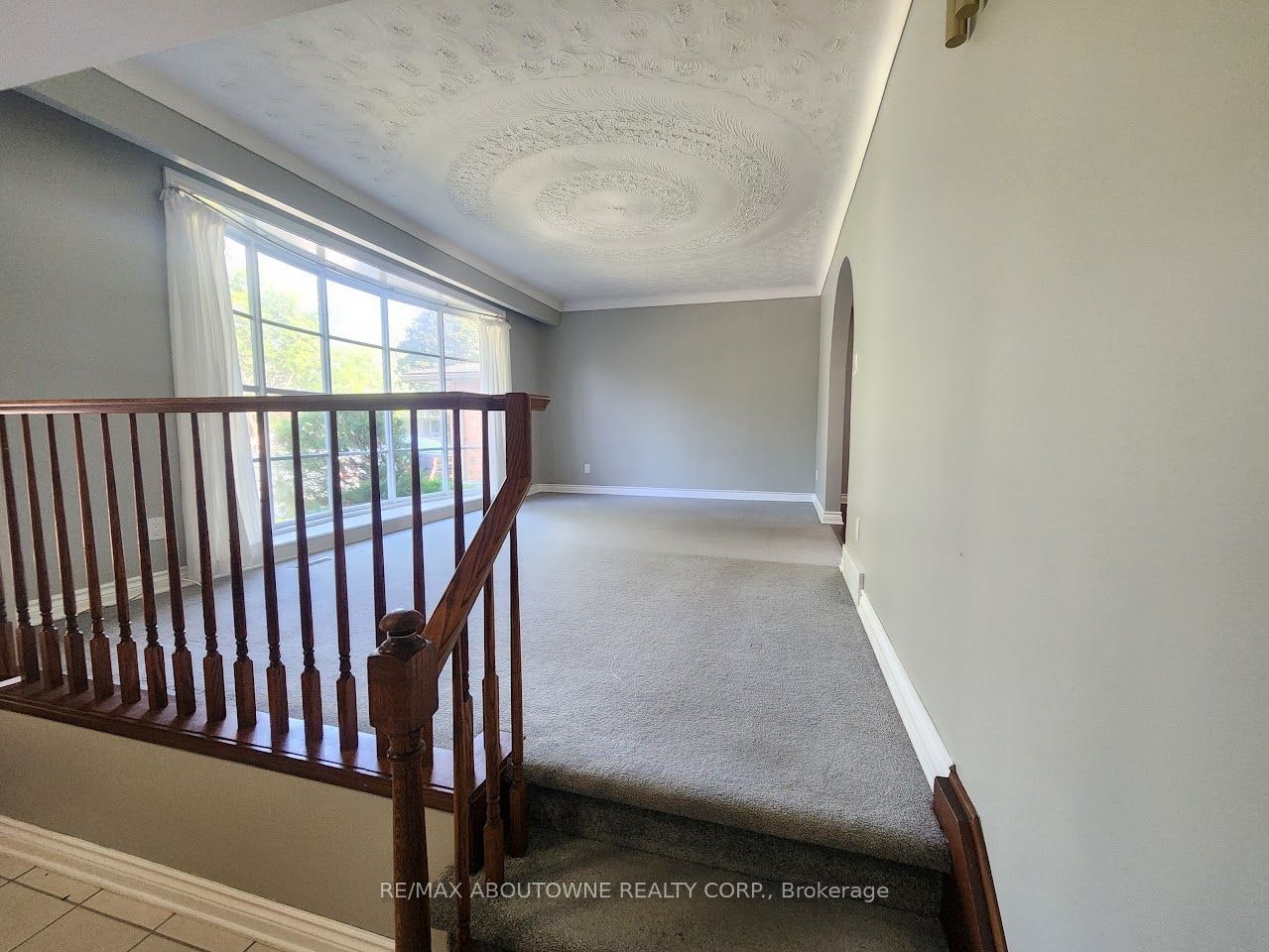 64 Adel Drive, St. Catharines, ON, L2M 7E6 - 3