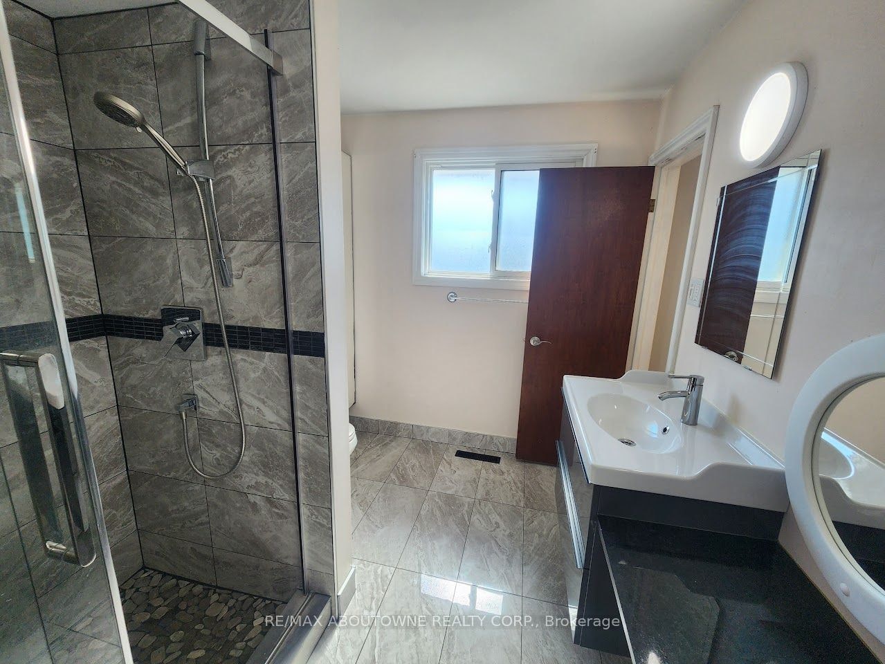64 Adel Drive, St. Catharines, ON, L2M 7E6 - 23