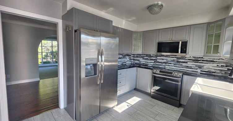 64 Adel Drive, St. Catharines, ON, L2M 7E6 - 9