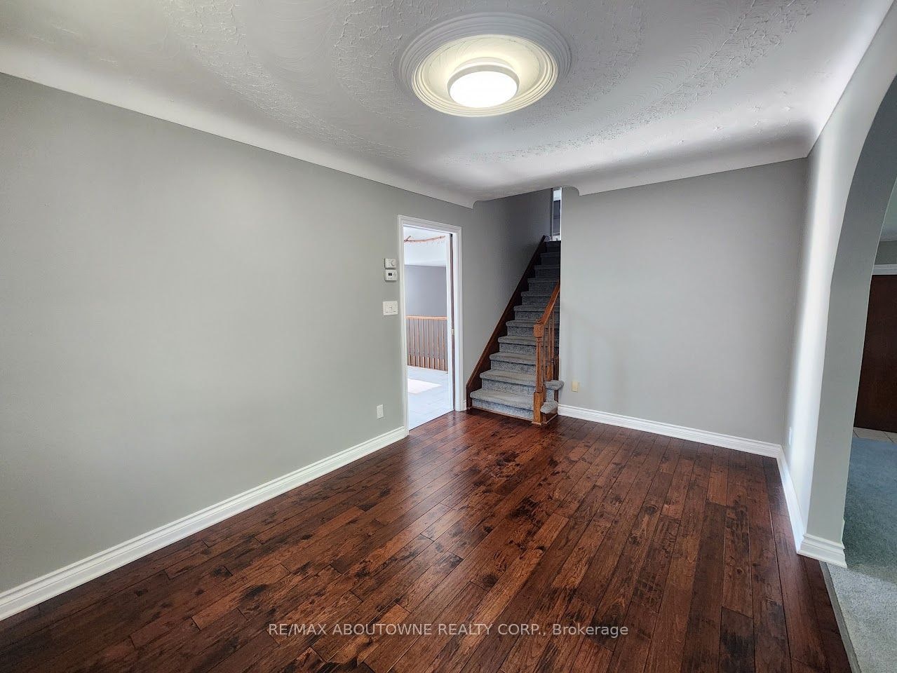 64 Adel Drive, St. Catharines, ON, L2M 7E6 - 8