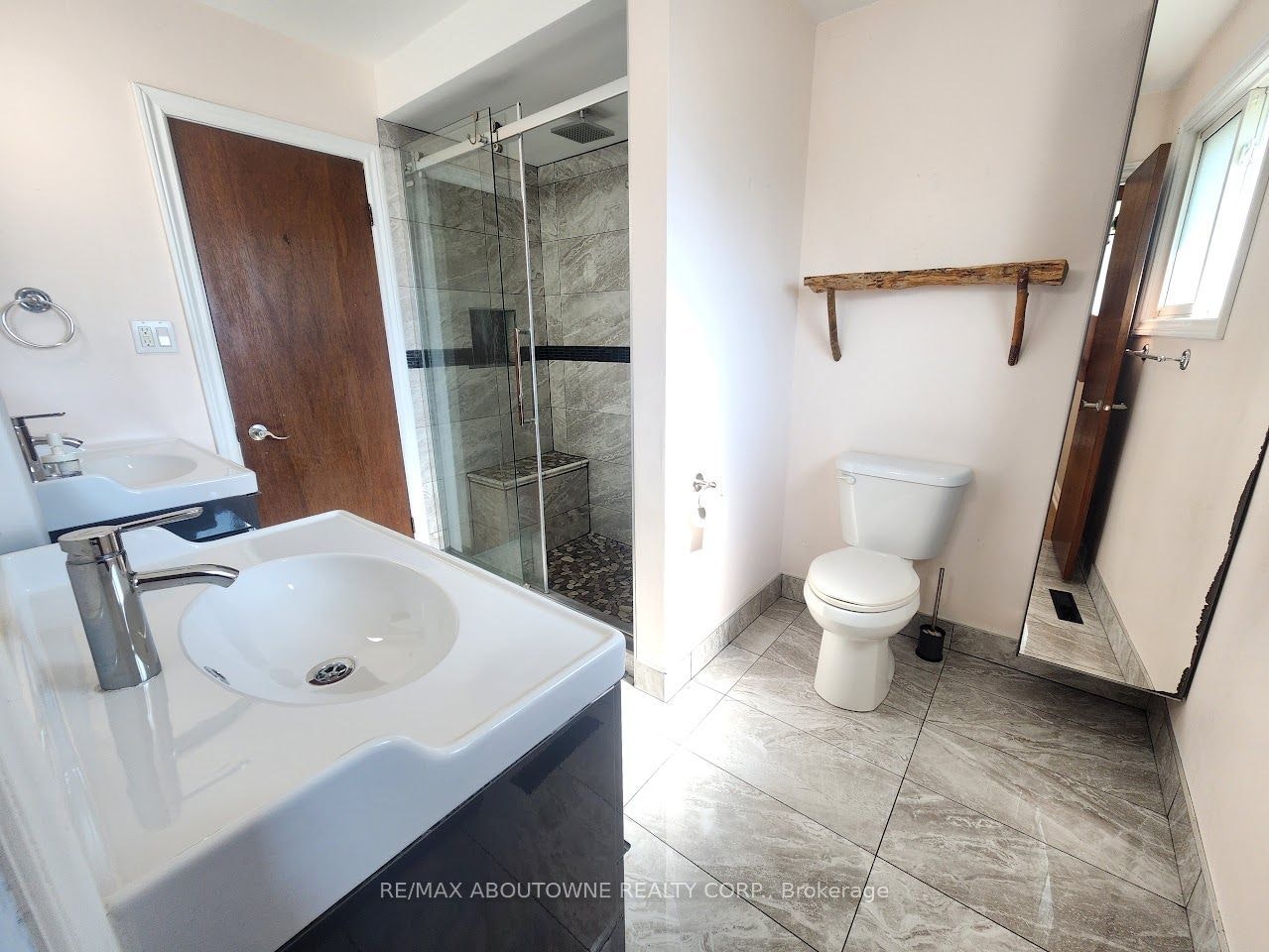 64 Adel Drive, St. Catharines, ON, L2M 7E6 - 22