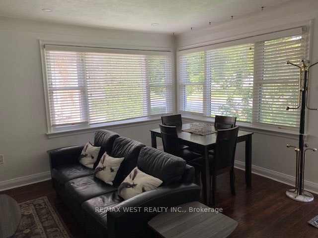 Upper-6722 Dunn Street, Niagara Falls, ON, L2G 2R1 - 4