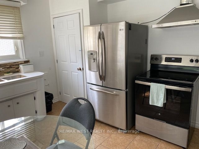 Upper-6722 Dunn Street, Niagara Falls, ON, L2G 2R1 - 6