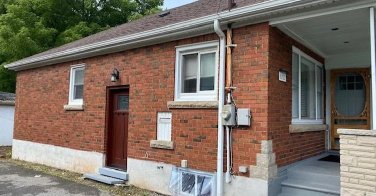 Upper-6722 Dunn Street, Niagara Falls, ON, L2G 2R1