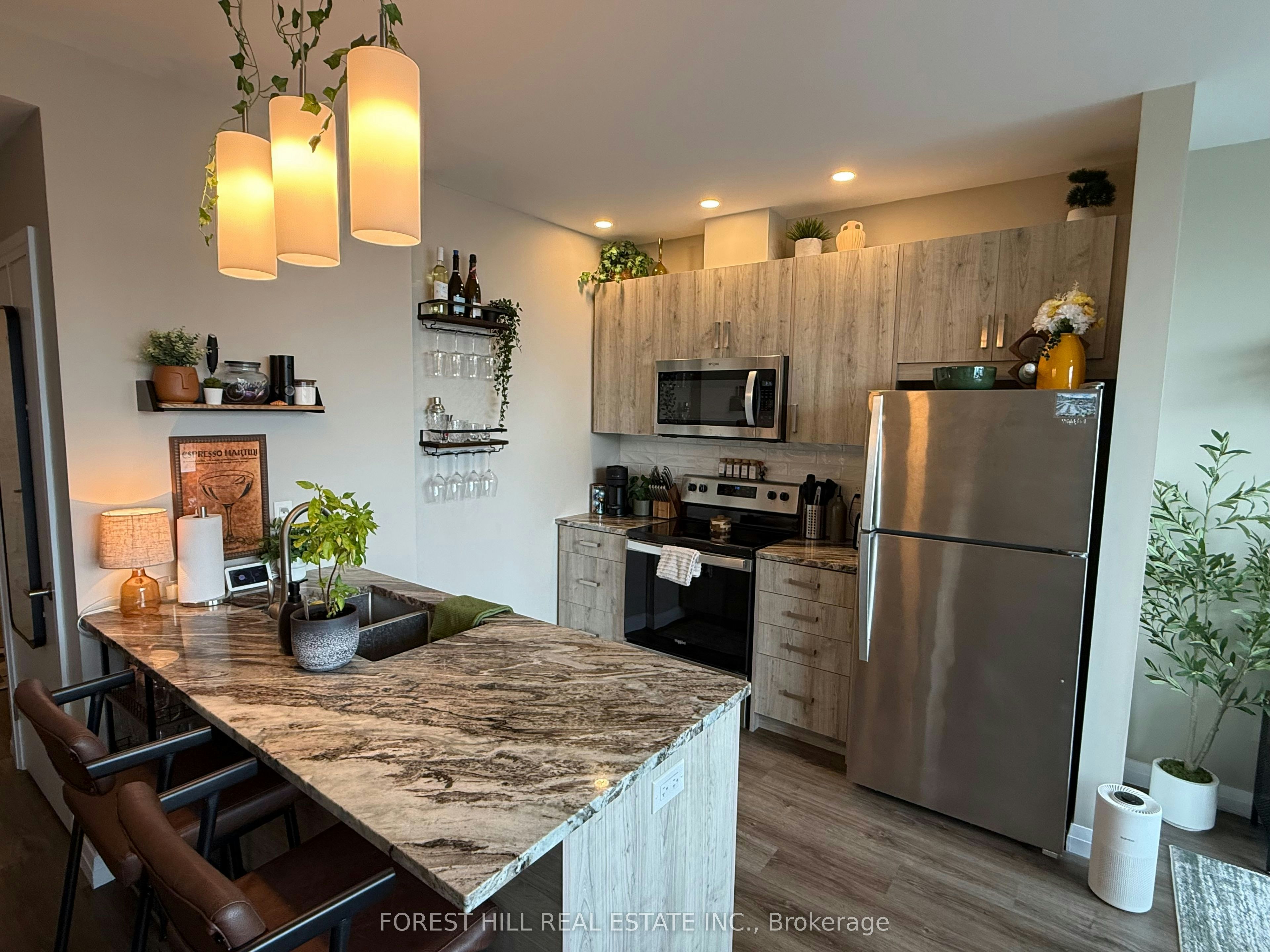 602-60 Charles Street W, Kitchener, ON, N2G 0C9 - 3