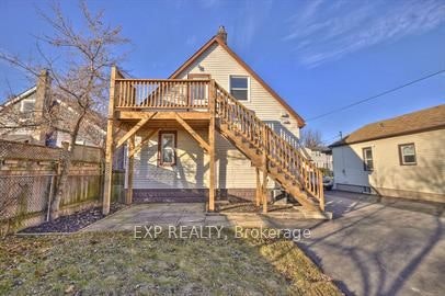 upper-4128 Acheson Avenue, Niagara Falls, ON, L2E 3L9