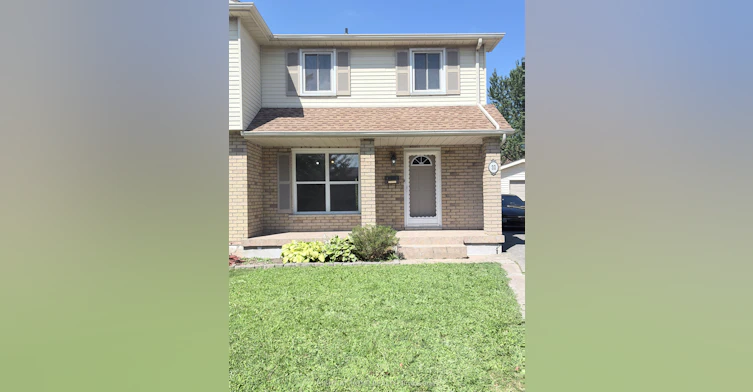 Main Floor-32 Vintage Crescent, St. Catharines, ON, L2S 3C3