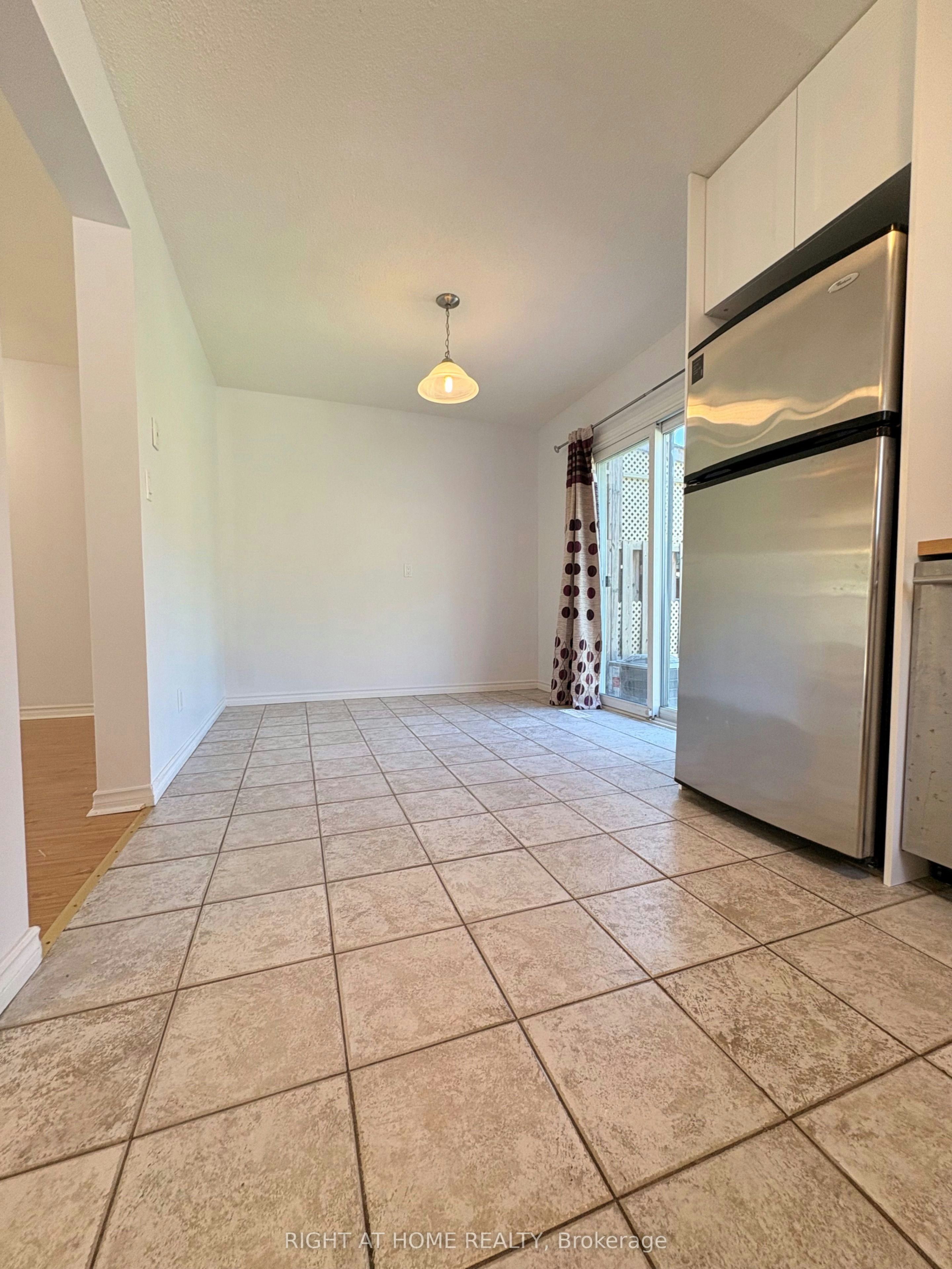 Main Floor-32 Vintage Crescent, St. Catharines, ON, L2S 3C3 - 9