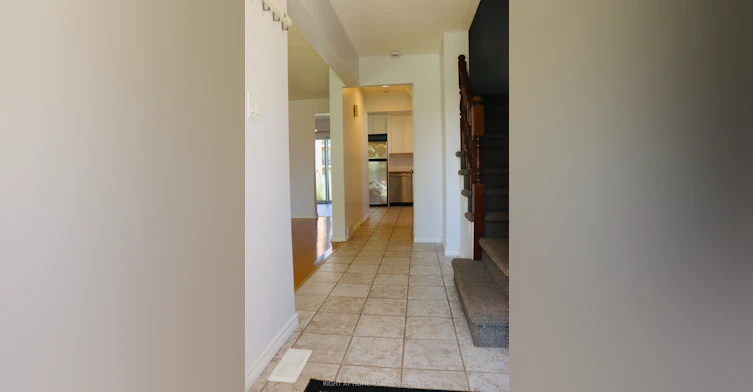Main Floor-32 Vintage Crescent, St. Catharines, ON, L2S 3C3 - 3