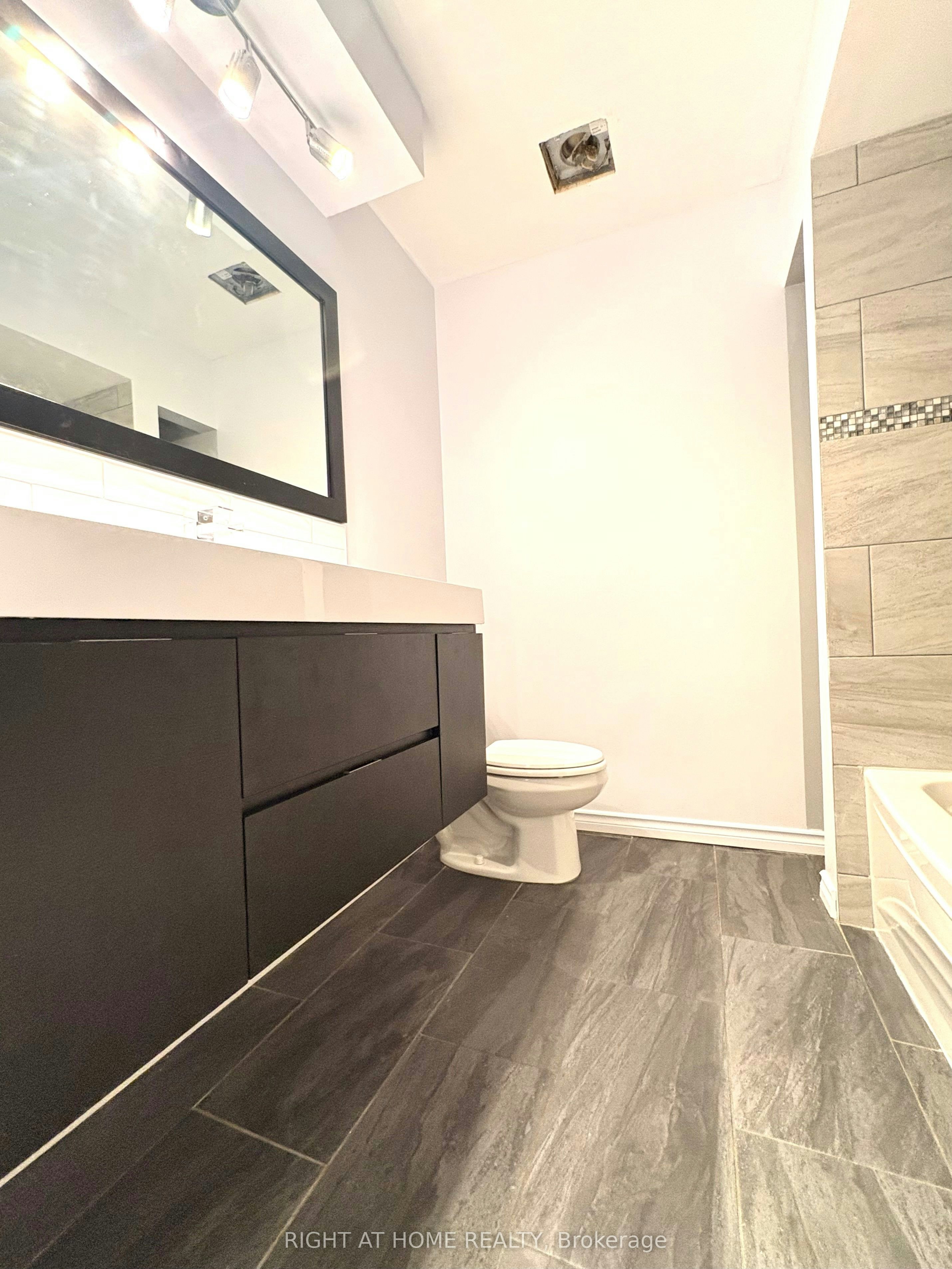 Main Floor-32 Vintage Crescent, St. Catharines, ON, L2S 3C3 - 15